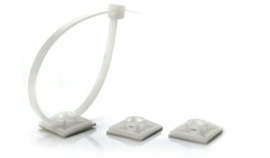 MOCOWANIE UCHWYT OPASKI KABLOWEJ 20x20MM 100 SZTUK